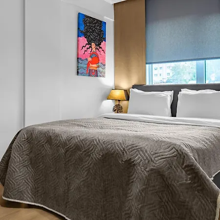 Apartment Bright & Cozy 2br Located In The Heart Of Living Istanbul